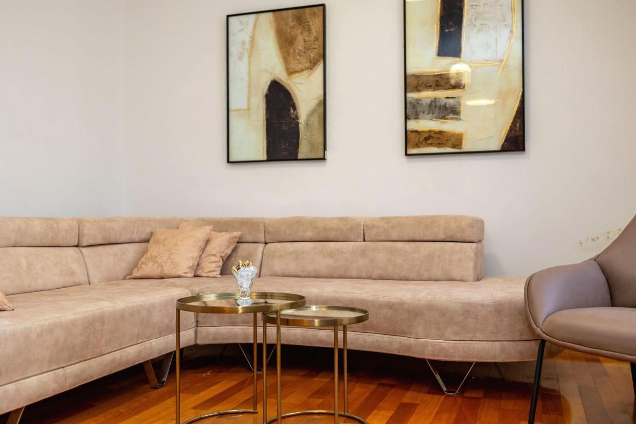 Apartman Klara Bacvice Split Bagian luar foto