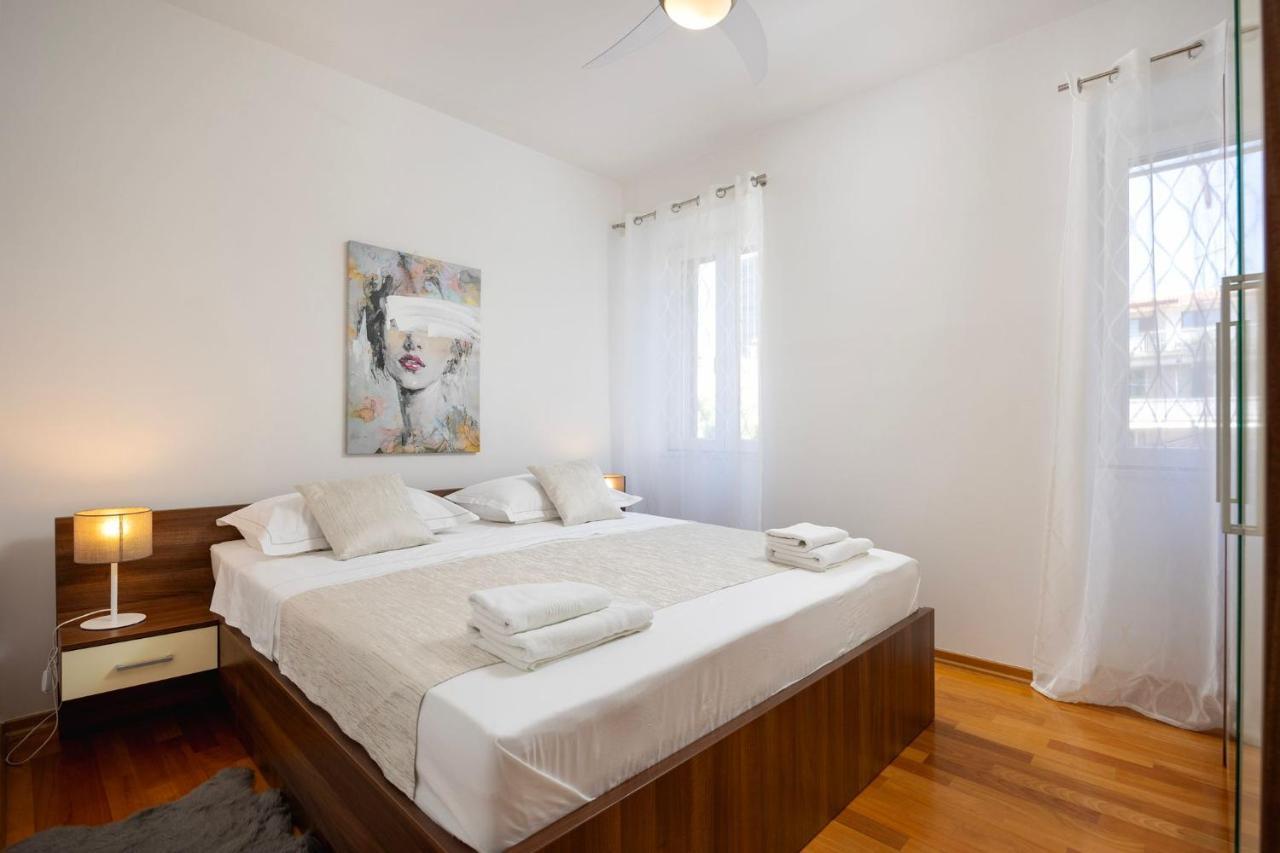 Apartman Klara Bacvice Split Bagian luar foto