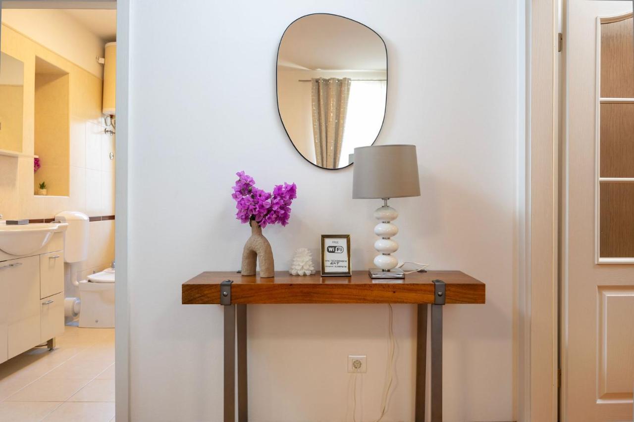 Apartman Klara Bacvice Split Bagian luar foto