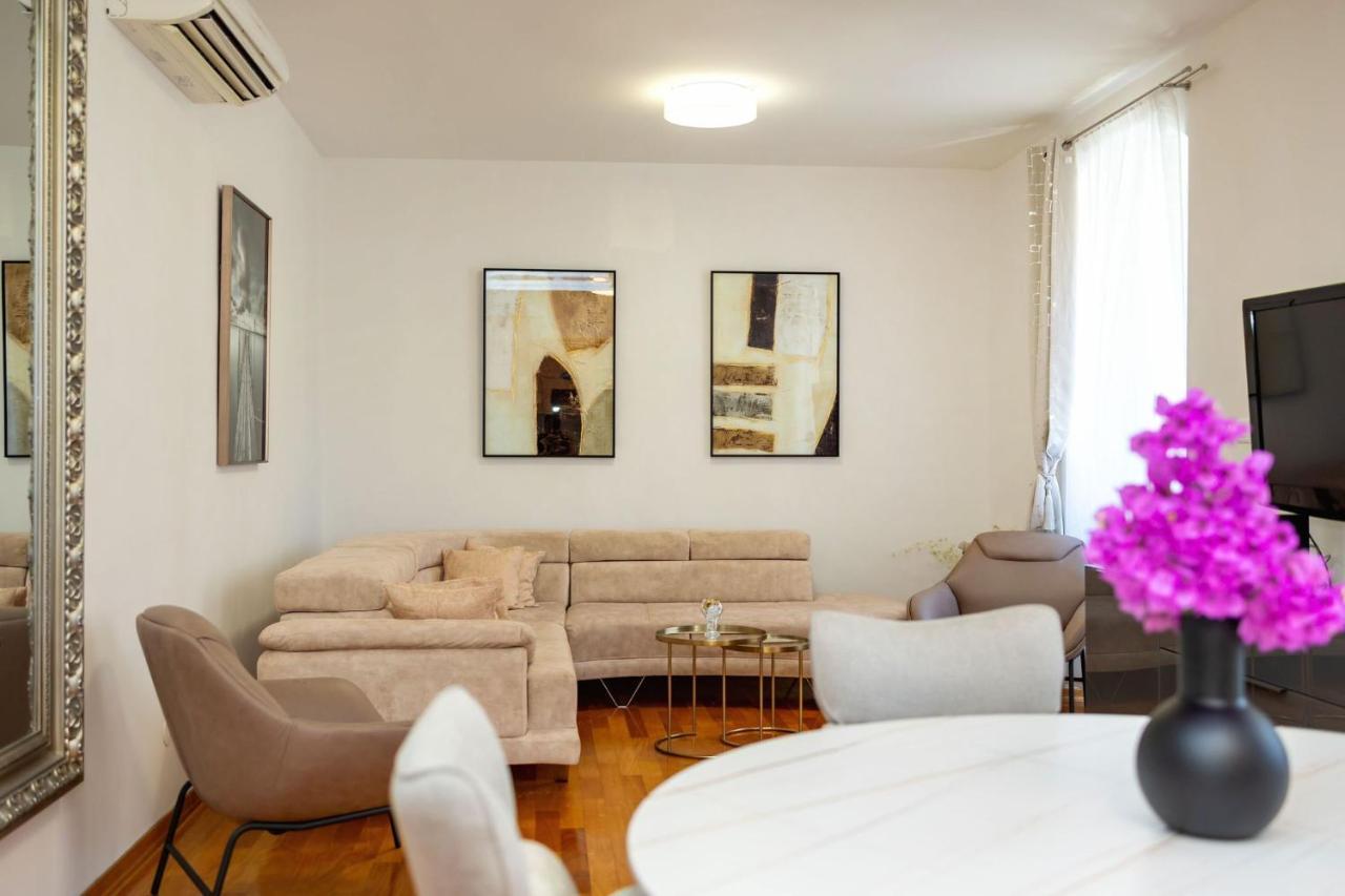 Apartman Klara Bacvice Split Bagian luar foto