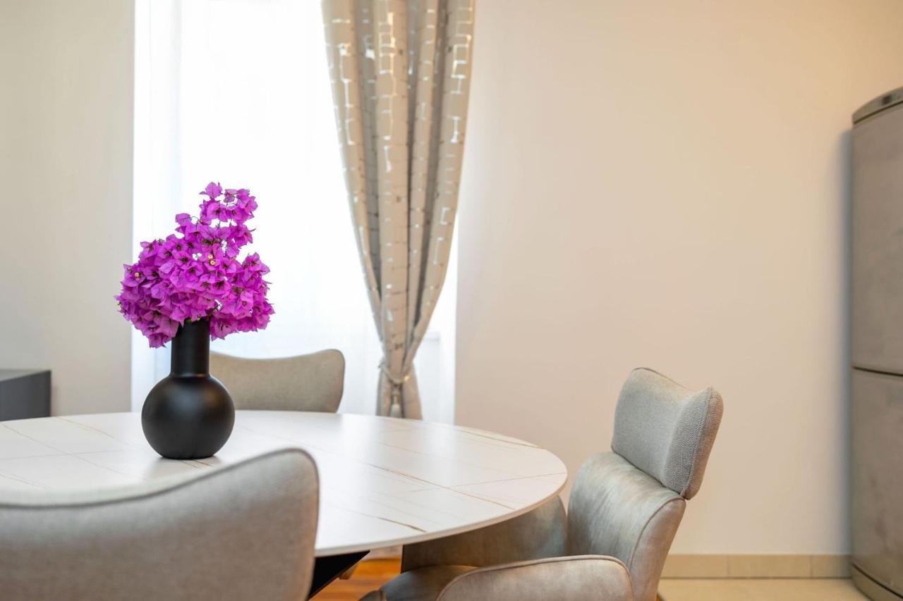 Apartman Klara Bacvice Split Bagian luar foto